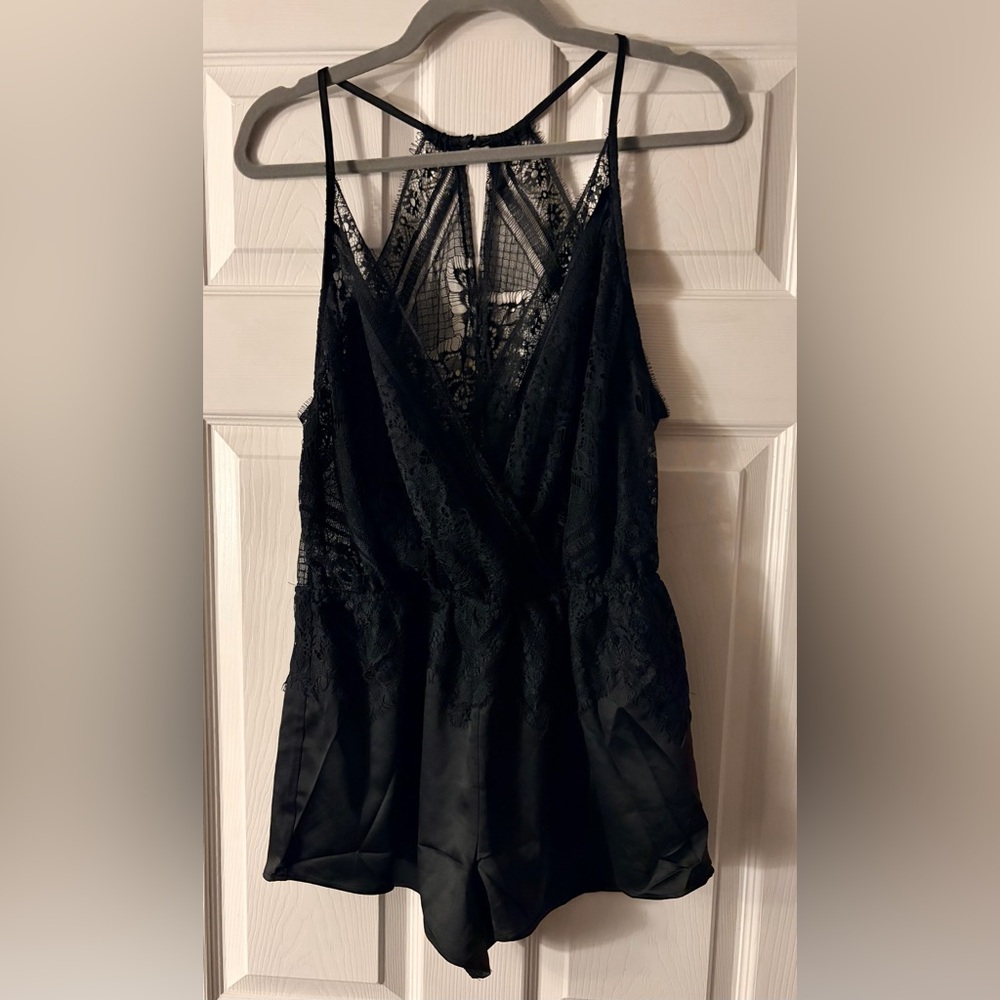 Lulu's Black Lace Detail Romper